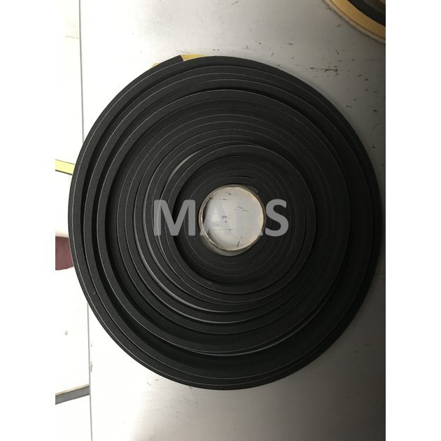 Samolepiace tesnenie 10×5 mm EPDM (kaučuk) 10m
